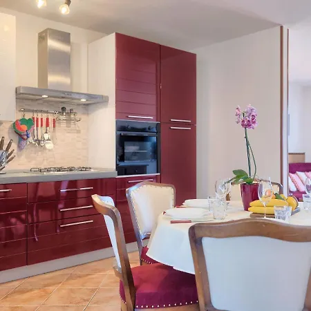 Chiara By Interhome *