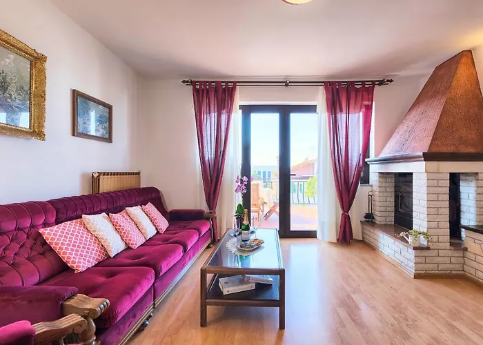 Chiara By Interhome *