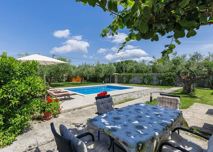Appartamento Chiara By Interhome